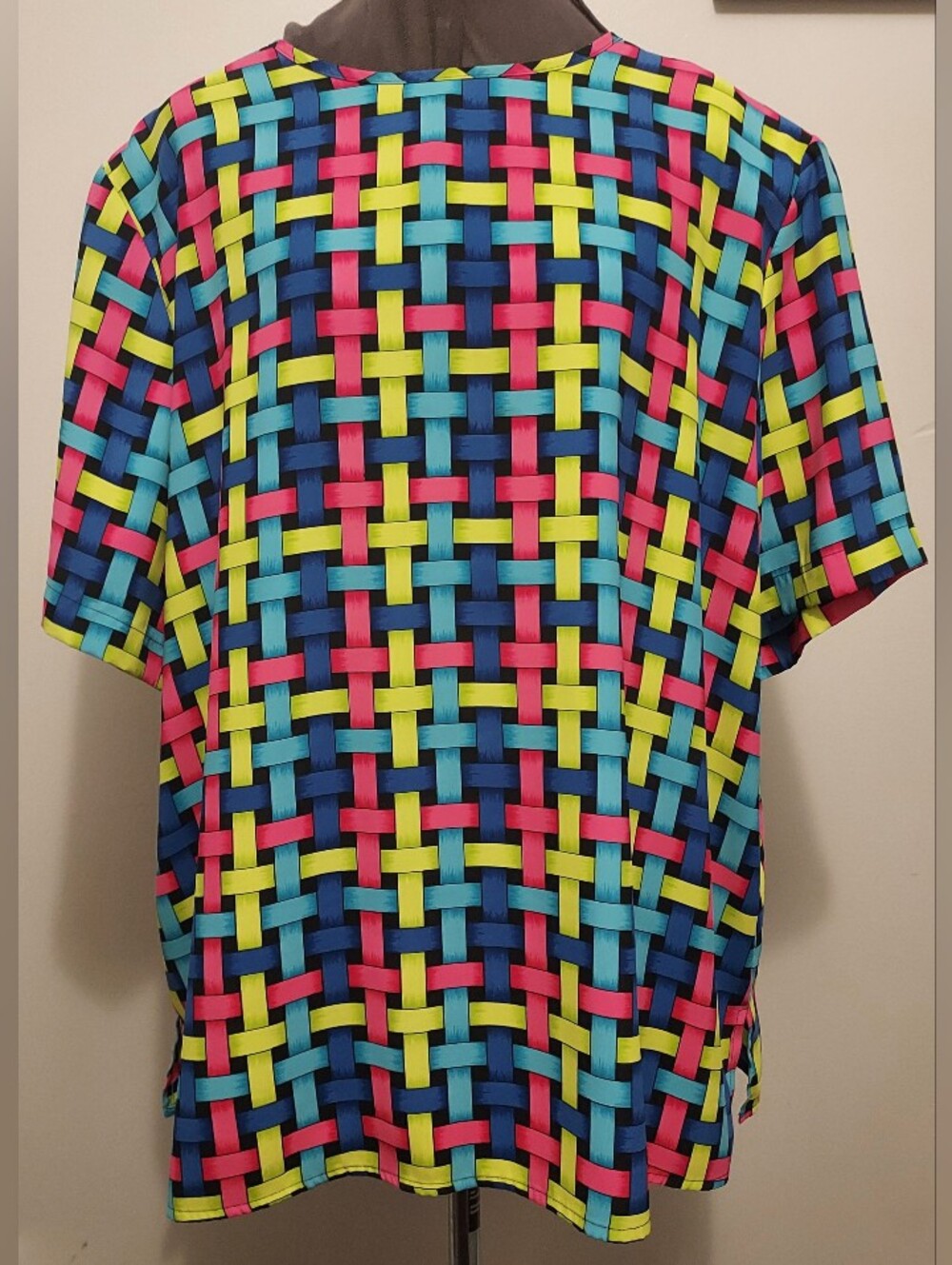 Maggie Barnes Multicolor Woven-Pattern Short Sleeve Shirt